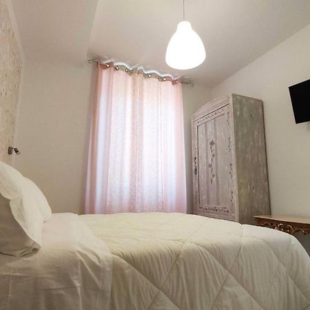 Ardea Bed & Breakfast โตเล็นติโน ภายนอก รูปภาพ