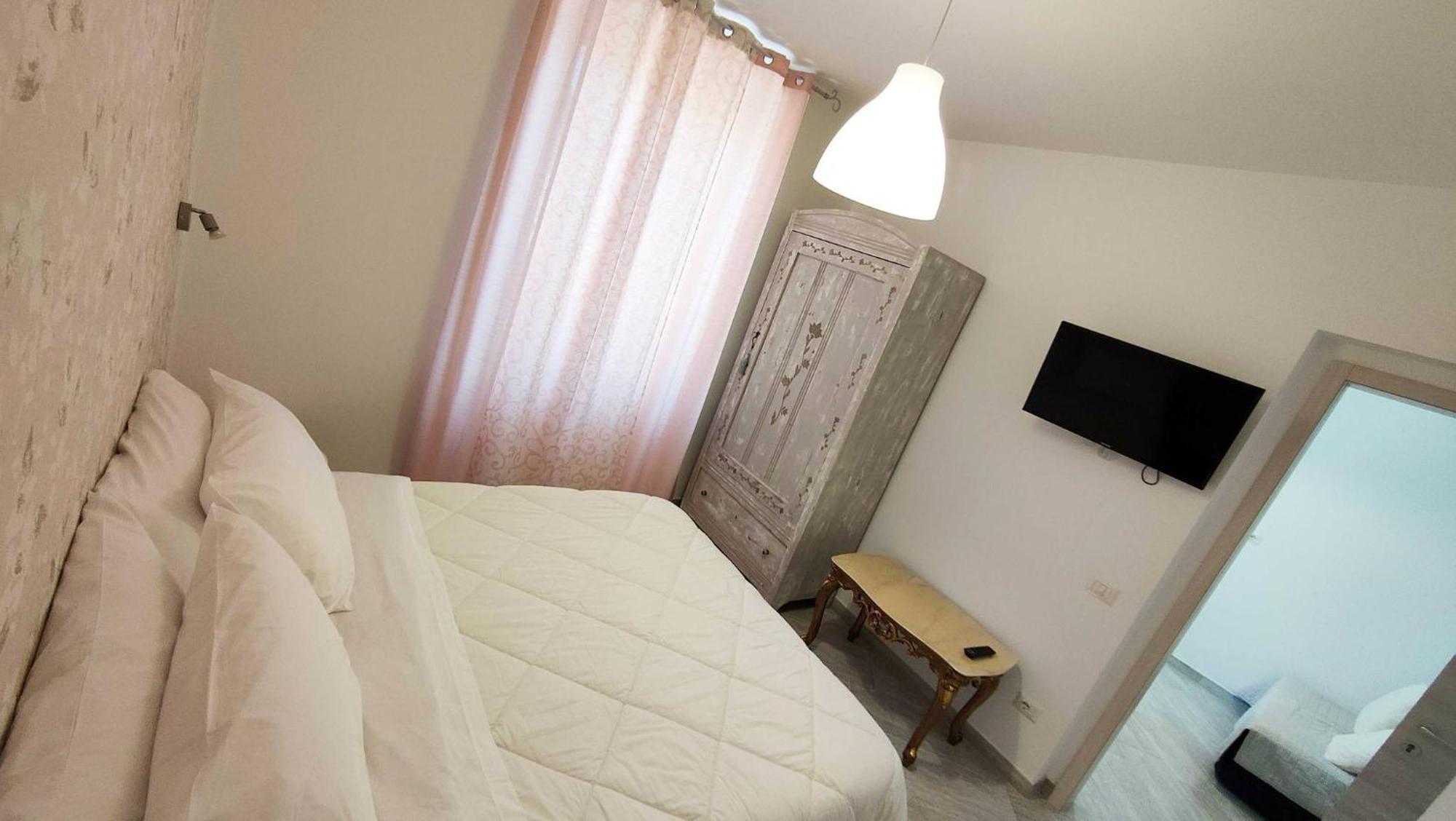 Ardea Bed & Breakfast โตเล็นติโน ภายนอก รูปภาพ